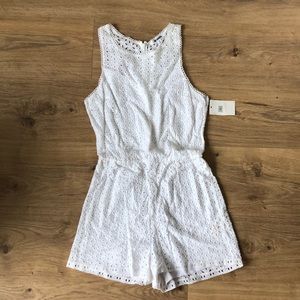NWT BB Dakota White Lace Romper Womens Size 2 Bridal Shower Bachelorette Party